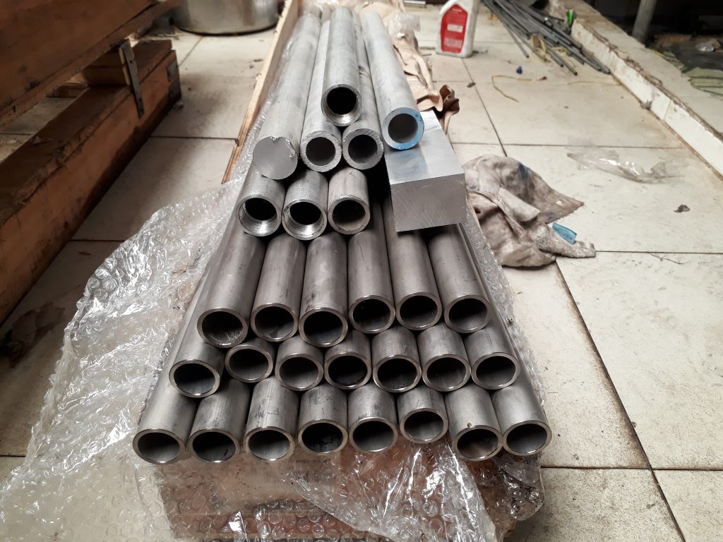 Kim Loại Việt – 0902 456 316