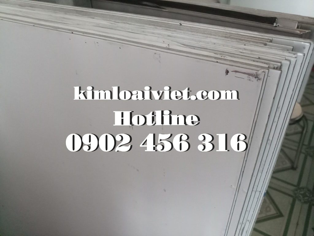 Kim Loại Việt – 0902 456 316