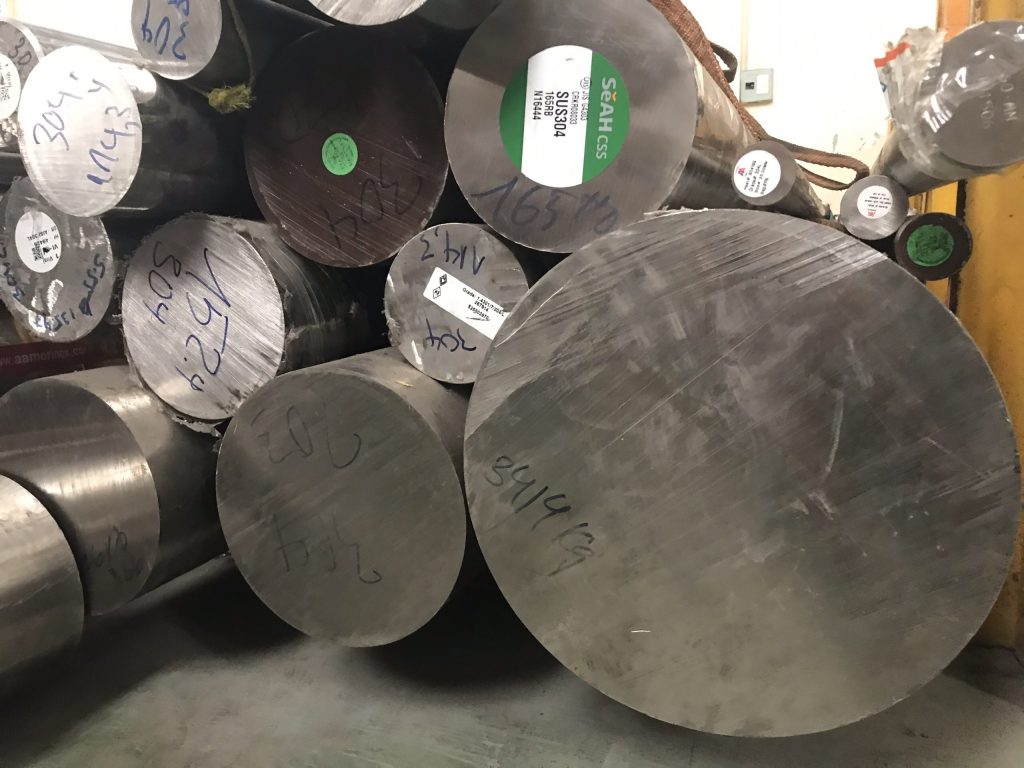 Trục Láp Đặc Inox Phi 52mm - Kim Loại Việt - 0902 456 316